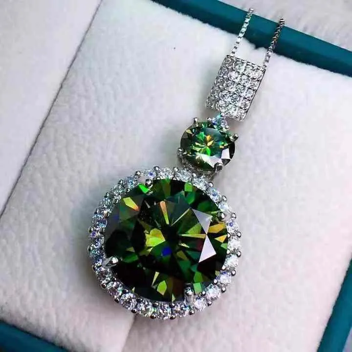قلادة من الفضة-silver necklace