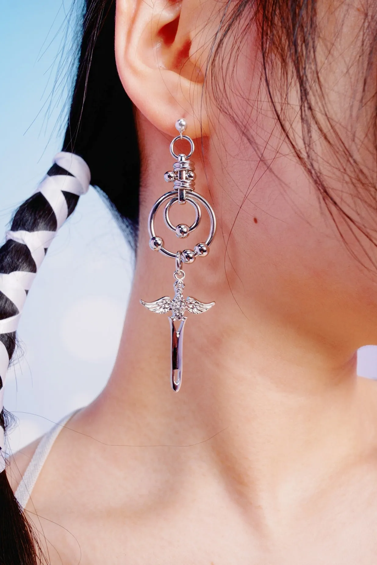 ANGEL DAGGER EARRING