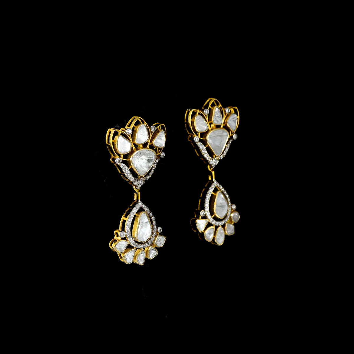 Effortless Fusion: Introducing our stylish Round Necklace and Earring Pair - (WDN1146)