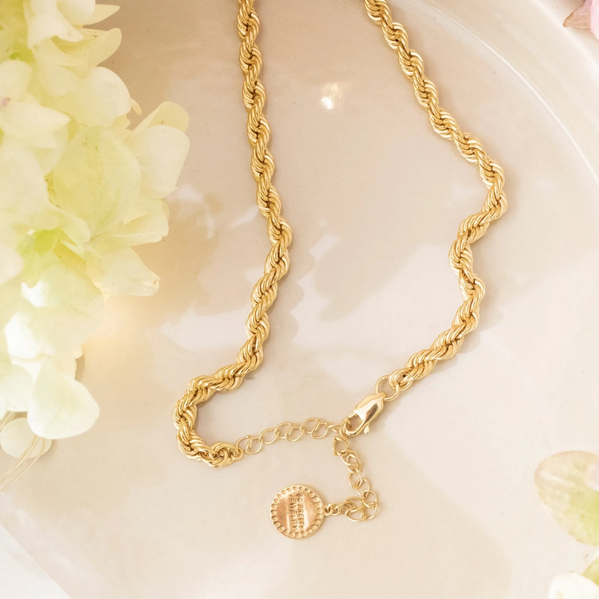 FRAICHE INSPIRE LUXE ROPE NECKLACE - GOLD