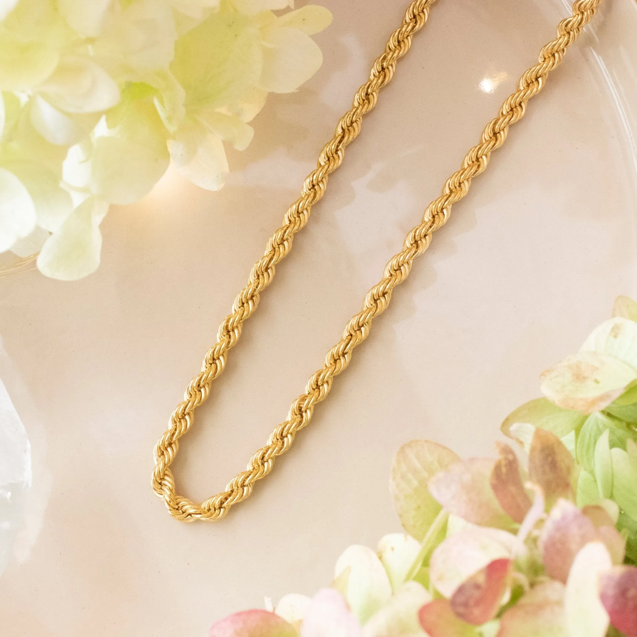 FRAICHE INSPIRE LUXE ROPE NECKLACE - GOLD