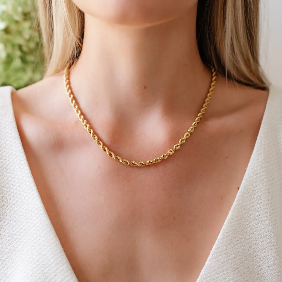 FRAICHE INSPIRE LUXE ROPE NECKLACE - GOLD