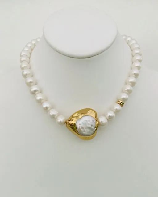 Gigi Pearls w/ Heart Necklace