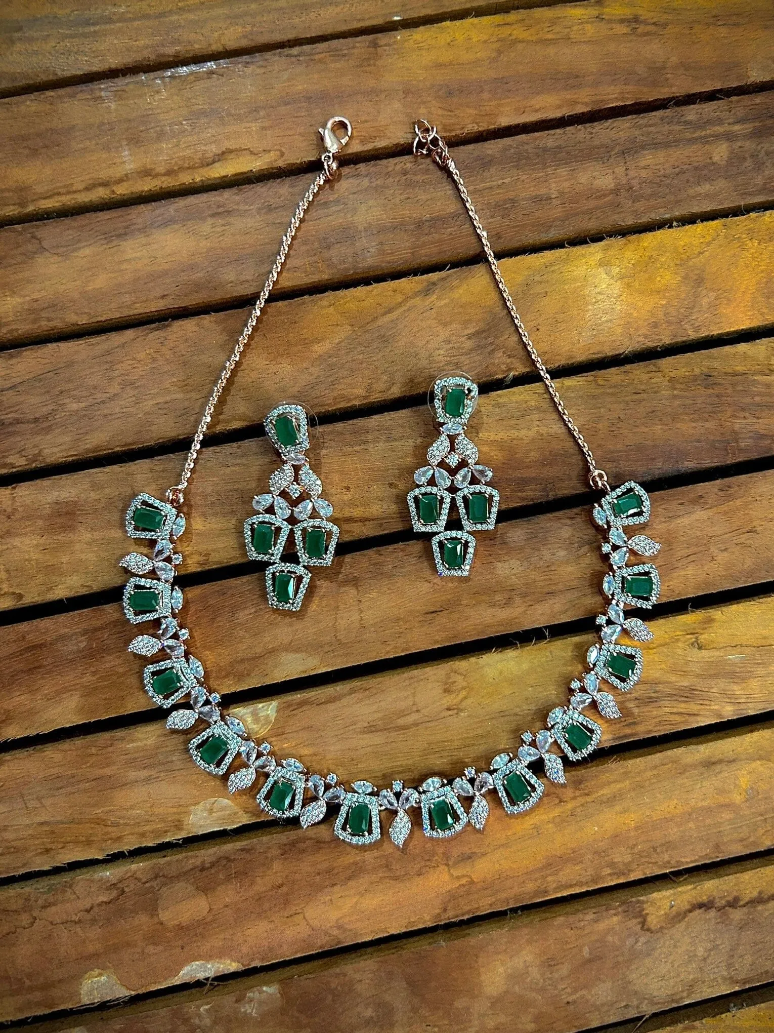 Green American Diamond Necklace in rose gold polish