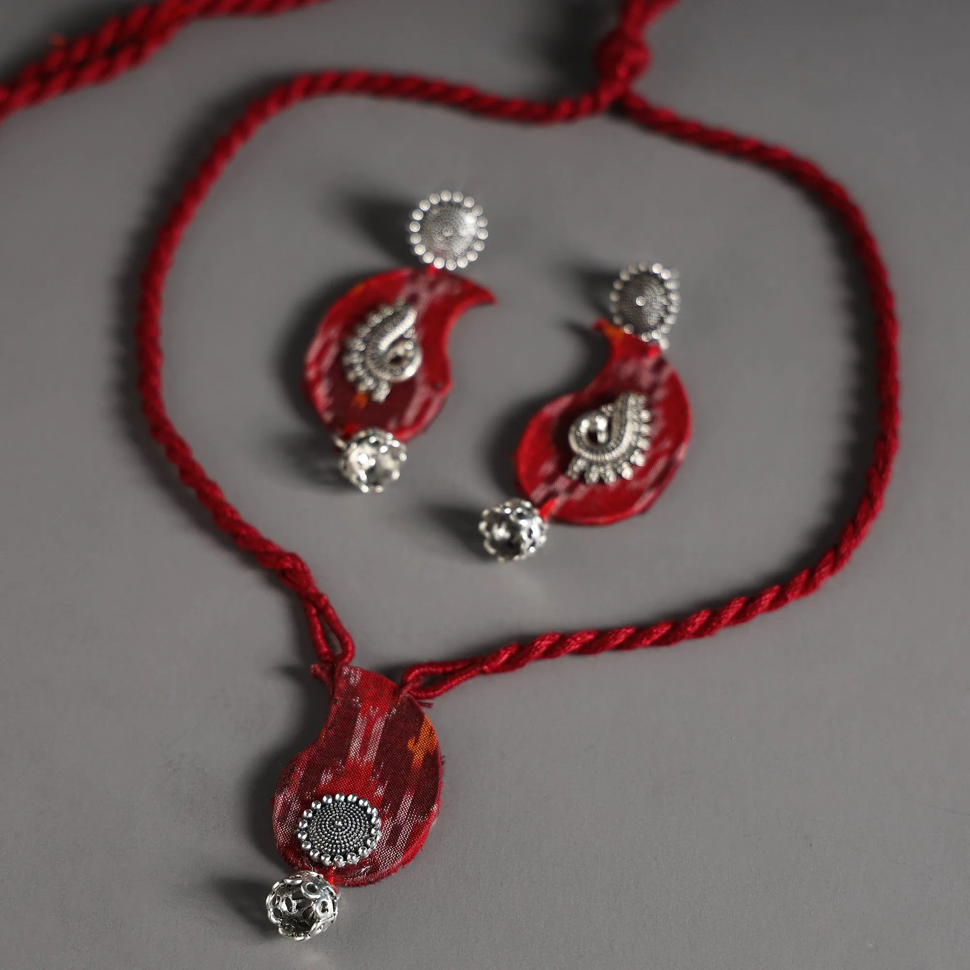 Handcrafted GS Fabart Necklace Set 33