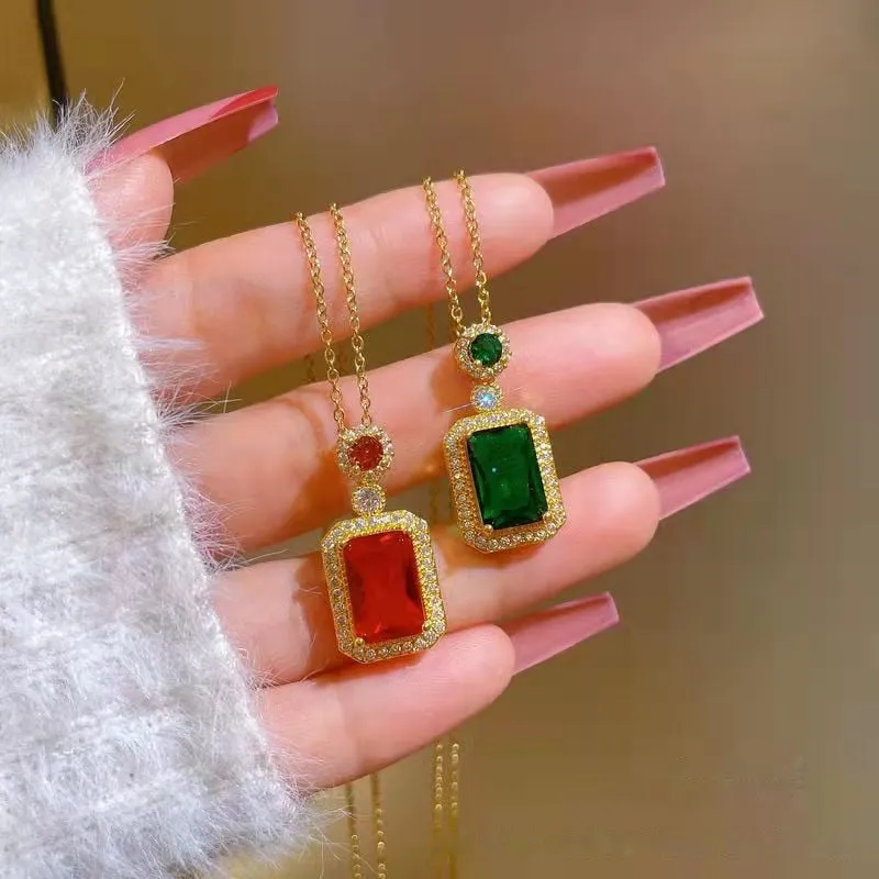 Retro green red zircon necklace geometric square