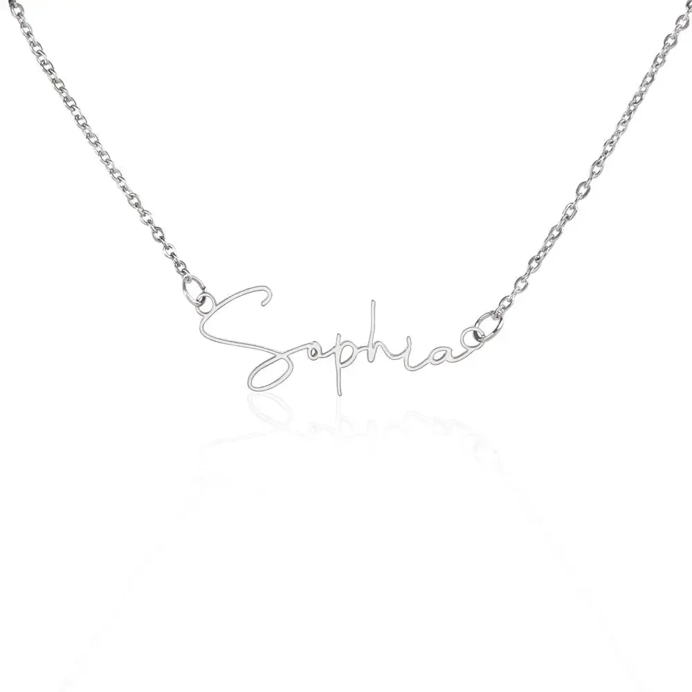 Signature Name Necklace: A Stylish Keepsake They'll Love!