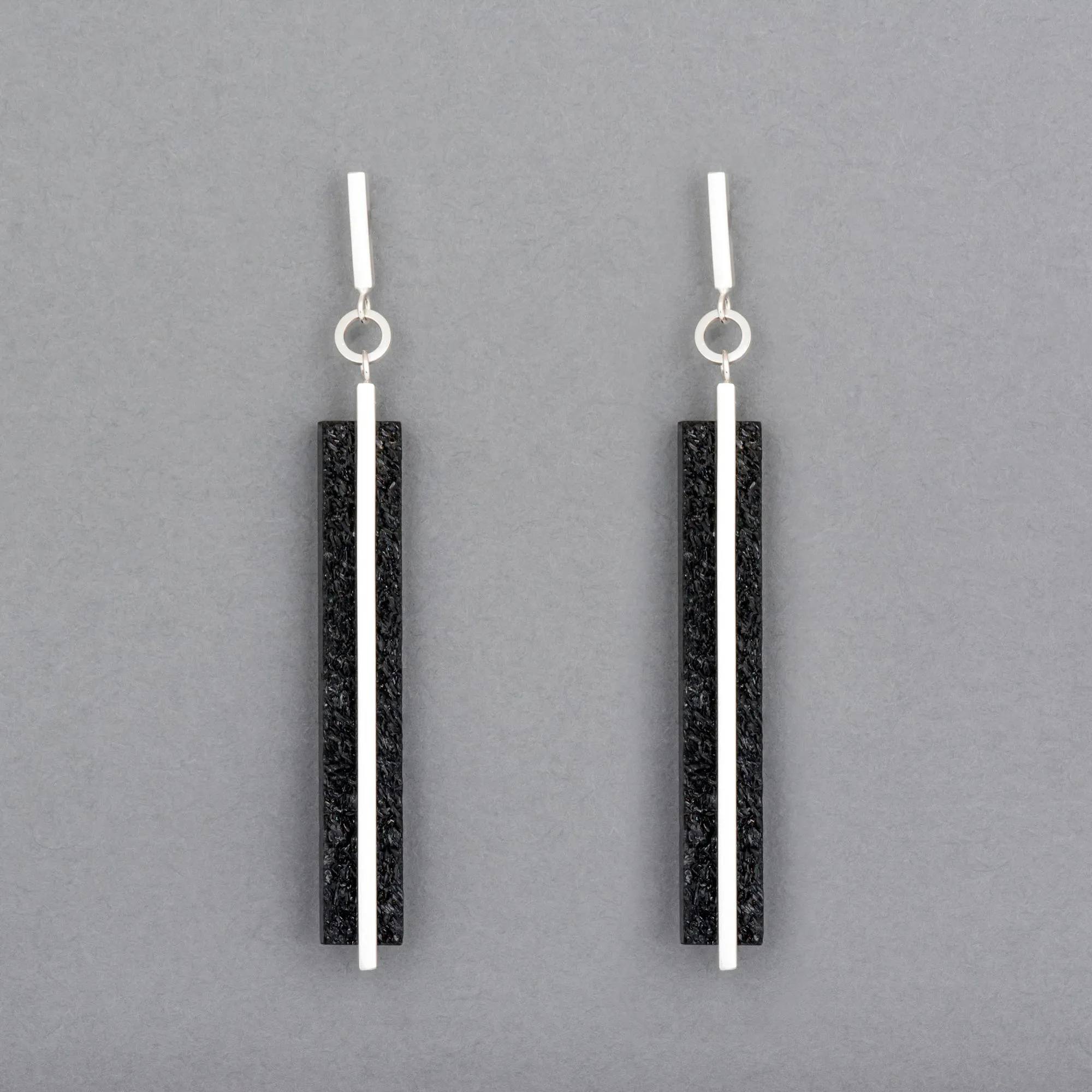 THE ROAD EARRING